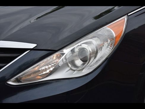 Used 2013 Hyundai Sonata GLS image 43