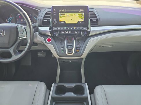 Used 2018 Honda Odyssey EX-L image 11