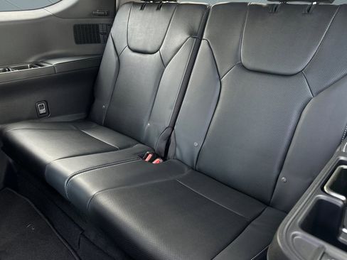 New 2026 Lexus TX 500h AWD image 27