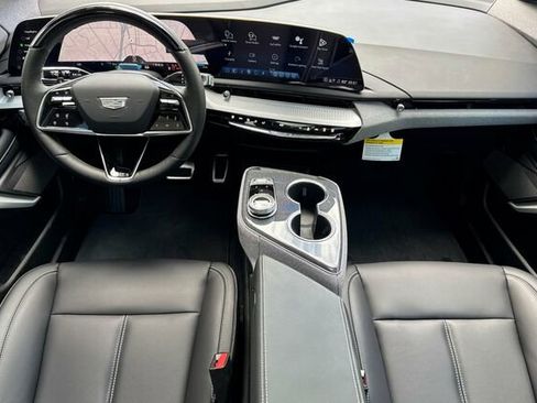 New 2026 Cadillac Optiq Sport 1 image 13