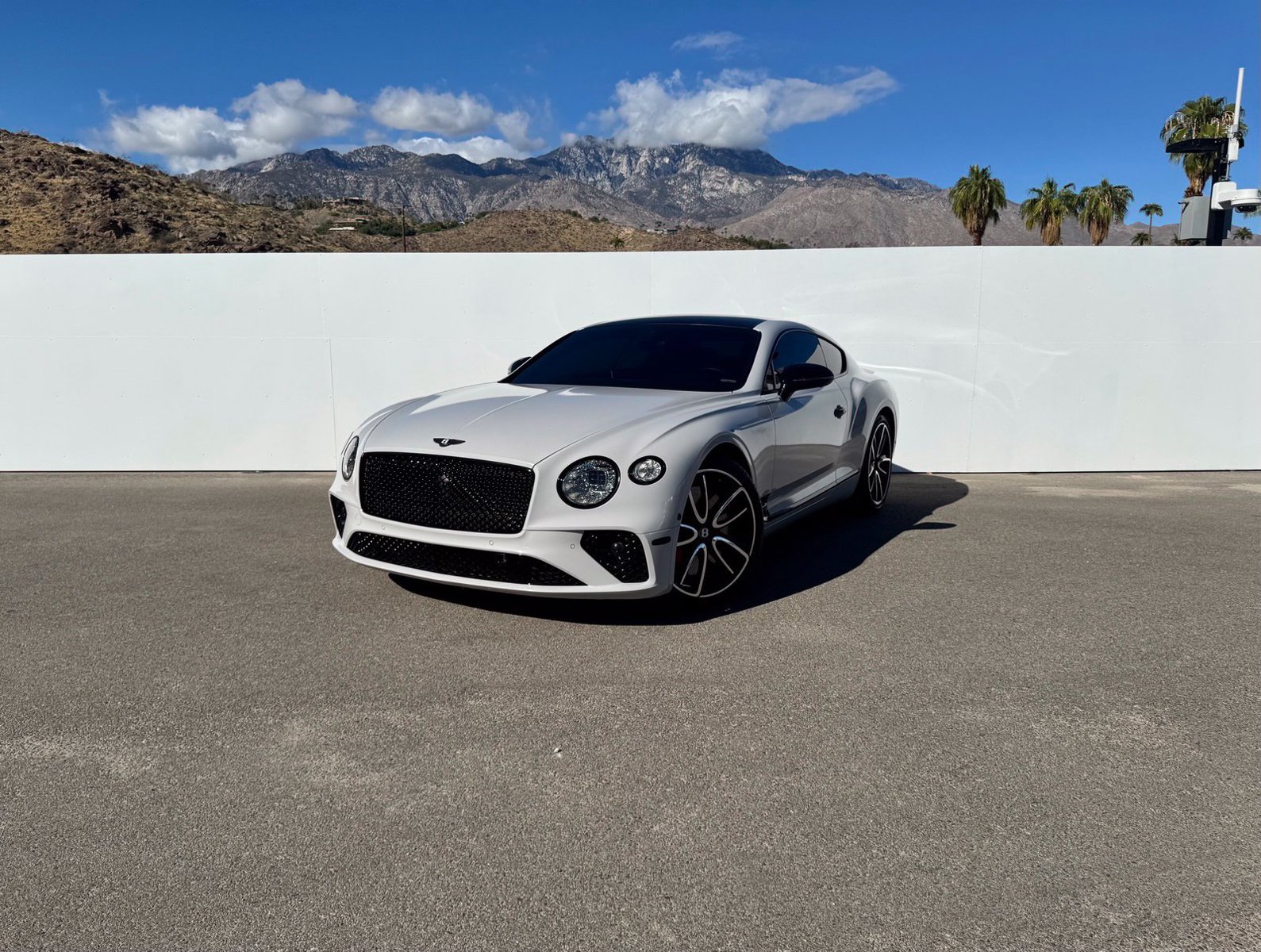 Used 2020 Bentley Continental GT AWD/4WD image 1