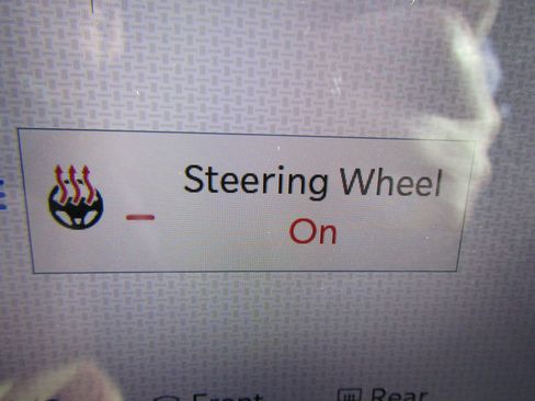 Used 2022 RAM 1500 Limited w/ Off Road Group image 35