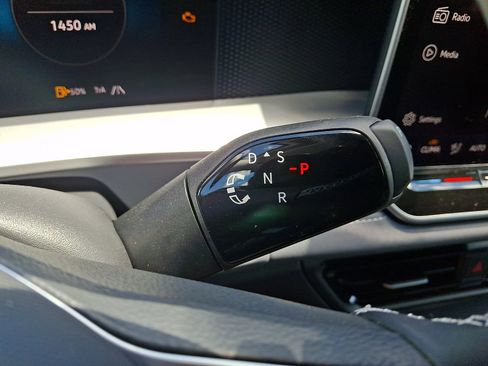 New 2026 Volkswagen Tiguan SE AWD/4WD image 11