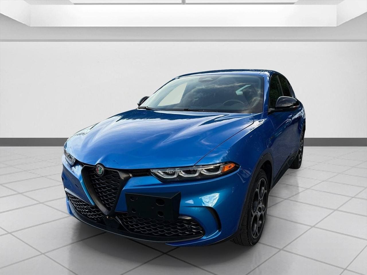 Used 2024 Alfa Romeo Tonale Veloce AWD/4WD image 9