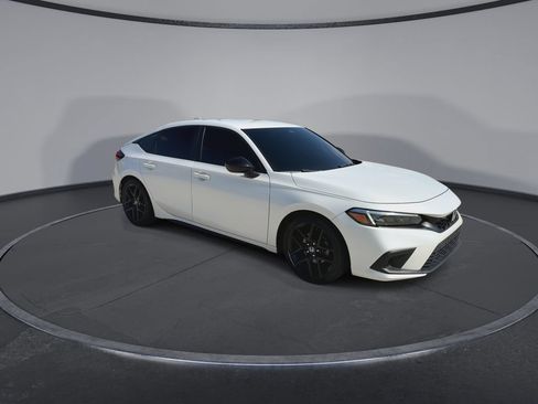 Used 2024 Honda Civic Sport image 2