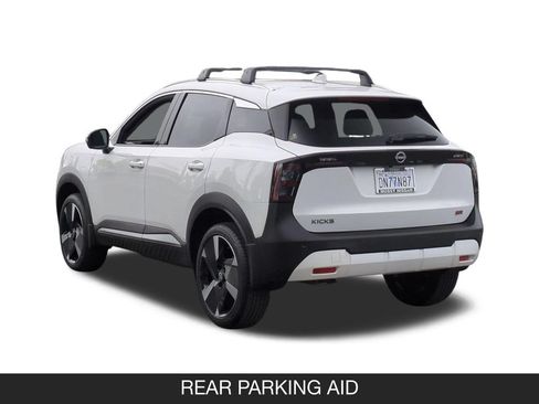 Used 2025 Nissan Kicks SR FWD image 7