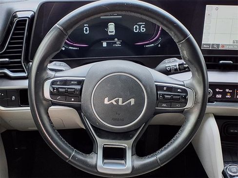 Certified 2023 Kia Sportage EX image 20