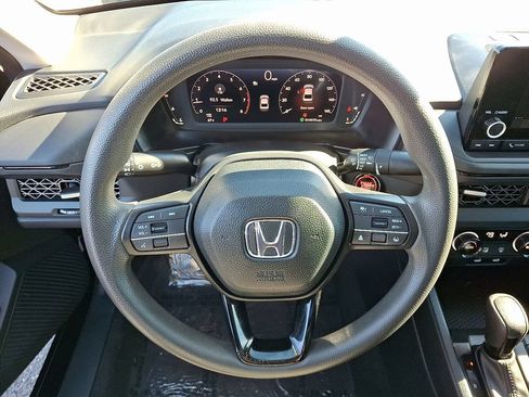 Used 2023 Honda Accord EX image 26