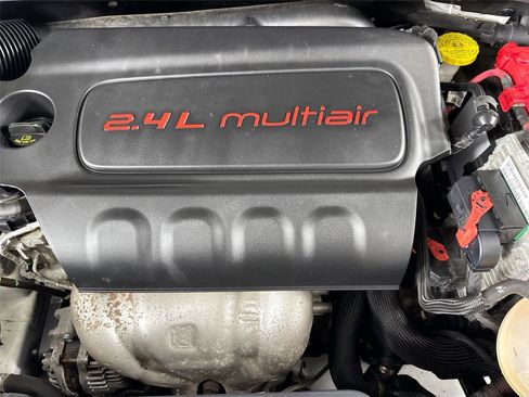 Used 2021 Jeep Compass Latitude image 41