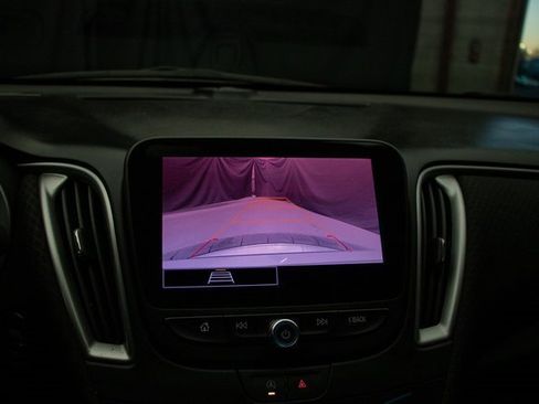 Used 2023 Chevrolet Malibu LT image 37