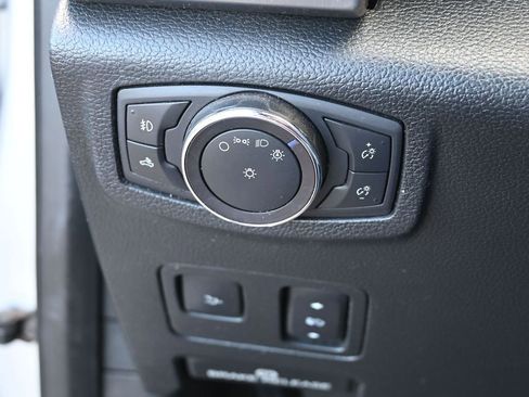 Used 2019 Ford F250 Platinum w/ Platinum Ultimate Package image 39