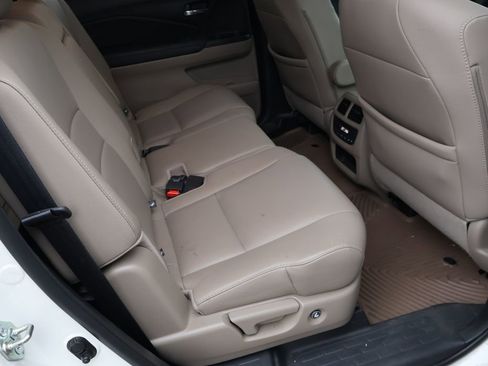 Used 2016 Honda Pilot EX-L image 8