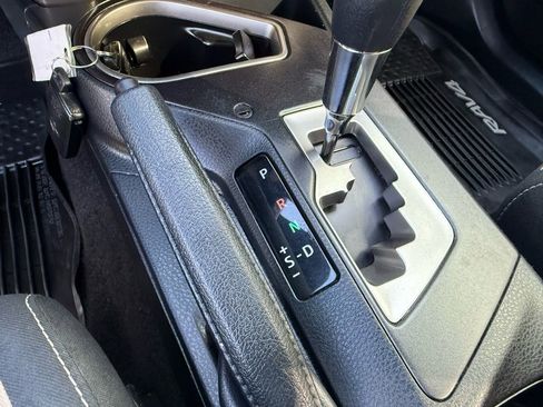 Used 2018 Toyota RAV4 XLE AWD/4WD image 27