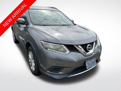 Used 2015 Nissan Rogue SV