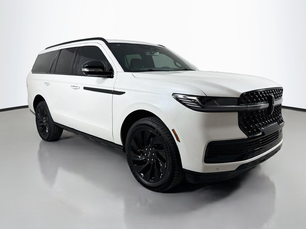 New 2025 Lincoln Navigator Reserve w/ Jet Appearance Package AWD/4WD image 3