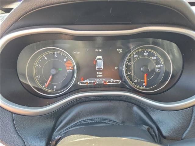 Used 2016 Jeep Cherokee Limited FWD image 11