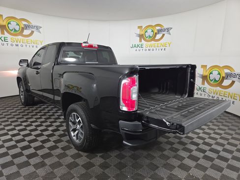 Used 2016 GMC Canyon SLE w/ All Terrain Package image 30