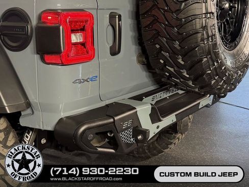 Used 2025 Jeep Wrangler Unlimited Rubicon 4xe w/ Safety Group AWD/4WD image 18