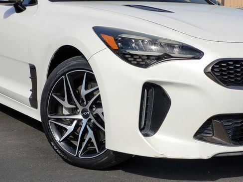 Certified 2022 Kia Stinger GT-Line RWD image 11