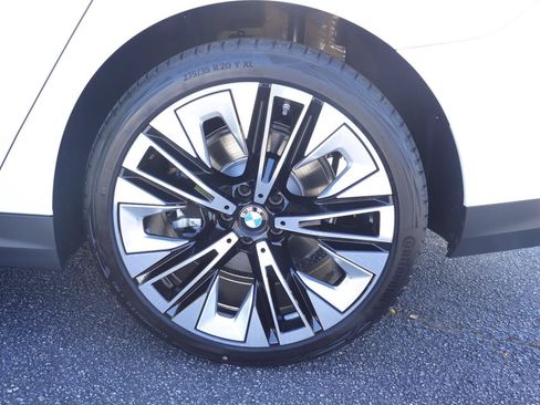 New 2026 BMW 530i w/ Premium Package RWD image 33