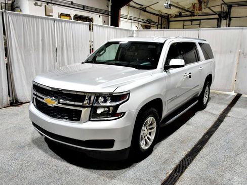 Used 2016 Chevrolet Suburban LT AWD/4WD image 25