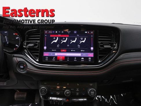 Used 2025 Dodge Durango GT RWD image 12