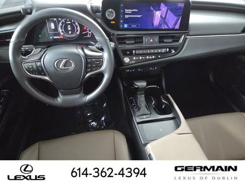 Used 2023 Lexus ES 350 w/ Premium Package FWD image 17