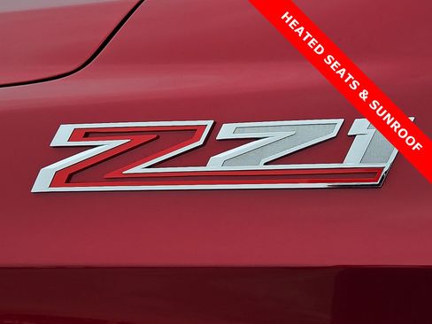 Used 2023 Chevrolet Tahoe Z71 w/ Luxury Package AWD/4WD image 8