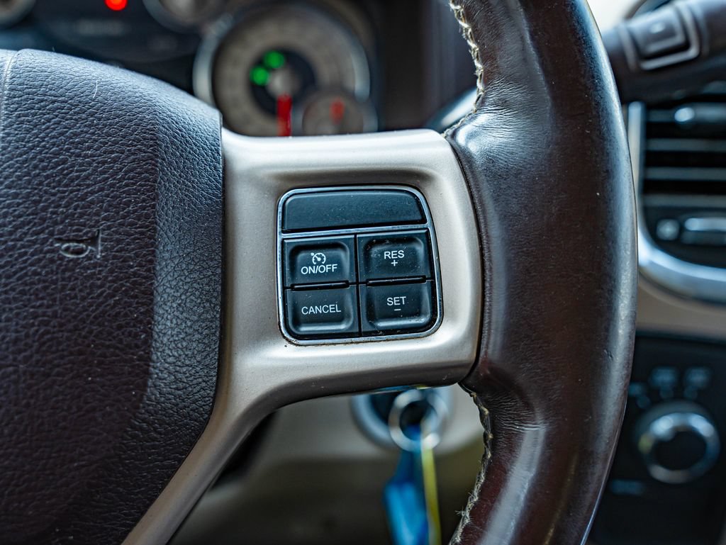 Used 2015 RAM 2500 Longhorn w/ Convenience Group AWD/4WD image 13