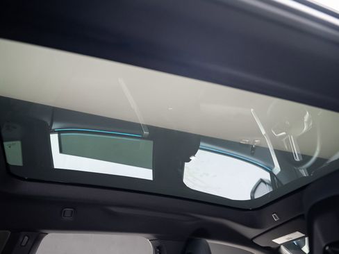 Used 2024 BMW iX xDrive50 w/ Premium Package image 70