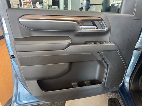 Used 2024 Chevrolet Silverado 2500 LT image 14