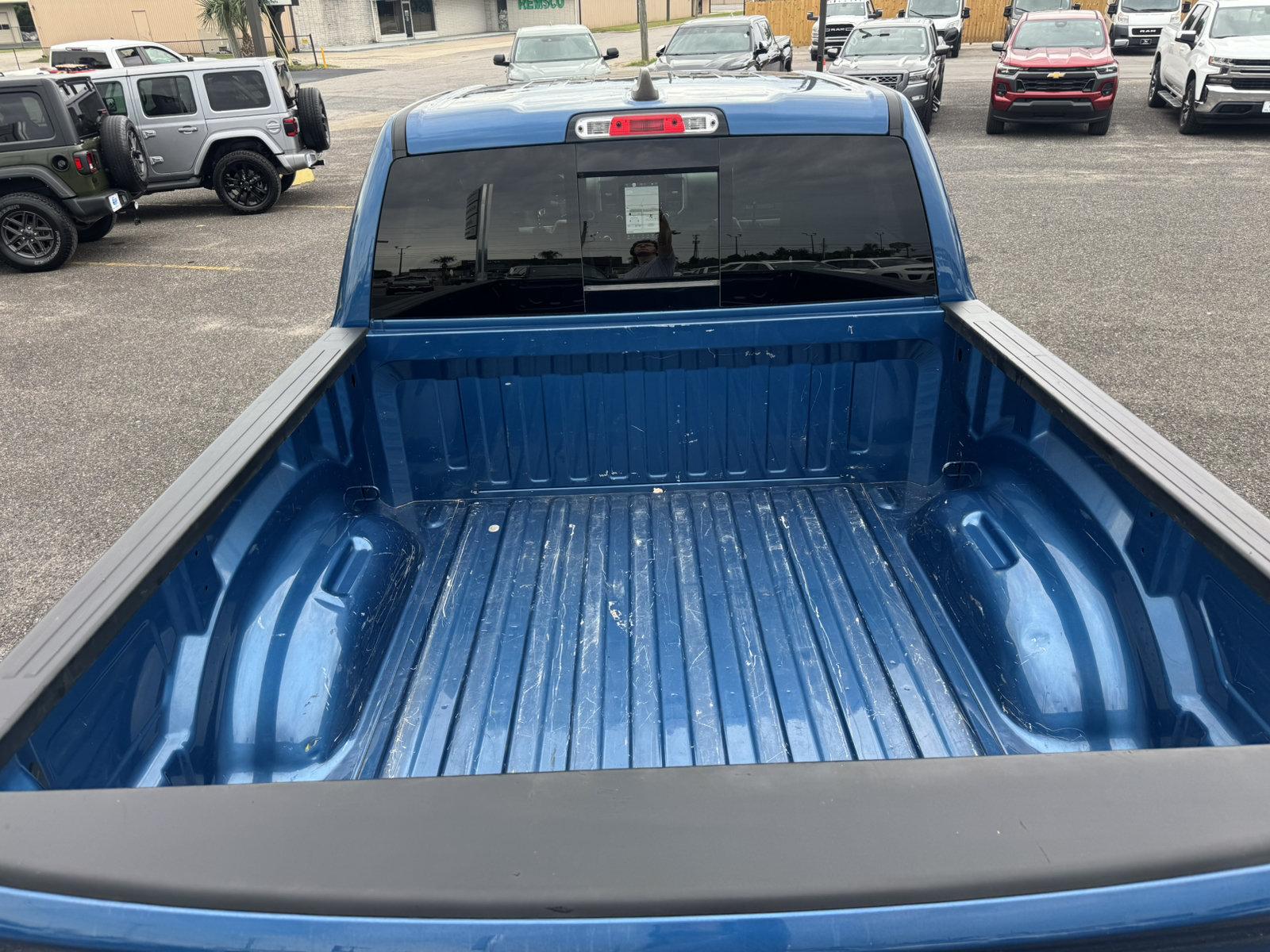 Used 2024 RAM 1500 Big Horn AWD/4WD image 8