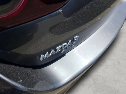 Used 2020 MAZDA MAZDA3 AWD Sedan w/ Premium Package image 18