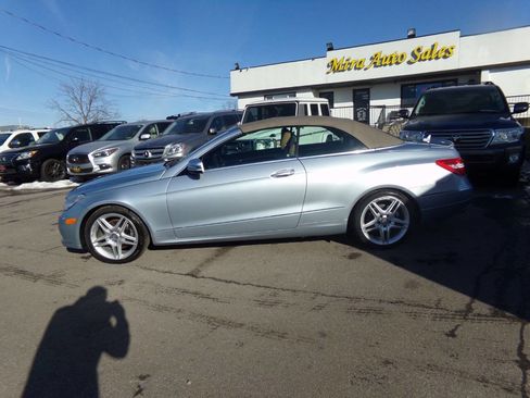 Used 2013 Mercedes-Benz E 350 Cabriolet w/ Premium 2 Pkg image 2