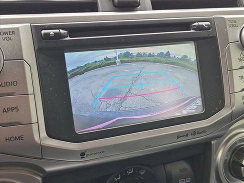 Used 2018 Toyota 4Runner SR5 Premium AWD/4WD image 13