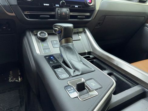 Used 2024 Lexus GX 550 550 Premium NAV,CAM,SUNROOF,CL w/ Cold Area Package image 35