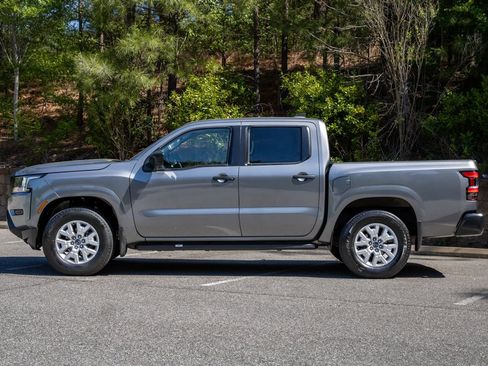 Used 2022 Nissan Frontier S w/ Technology Package AWD/4WD image 8