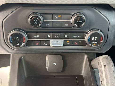 Used 2023 Ford Bronco Big Bend w/ Sasquatch Package AWD/4WD image 25
