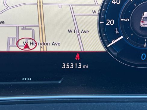 Used 2018 Volkswagen e-Golf SEL Premium image 30