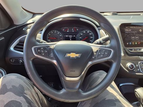 Used 2024 Chevrolet Malibu LT FWD image 15