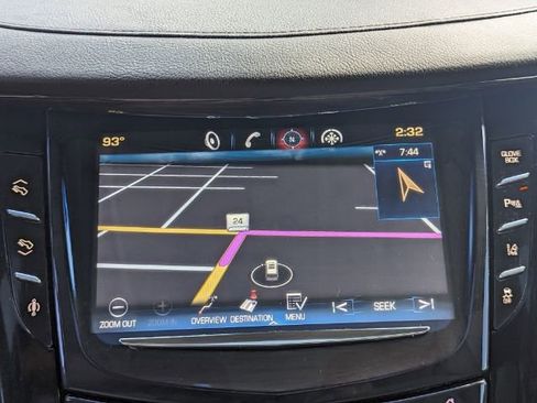 Used 2015 Cadillac Escalade Luxury image 24