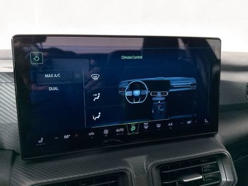 Used 2025 Ford Mustang Coupe RWD image 15