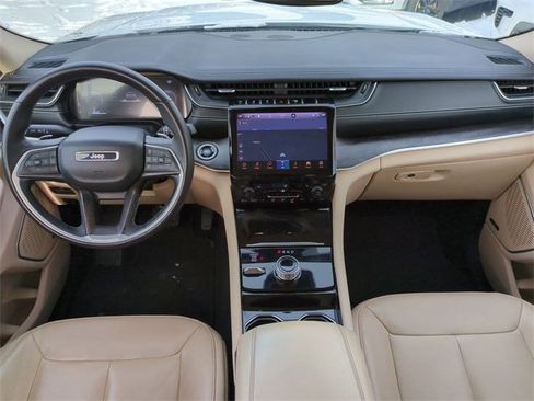 Used 2021 Jeep Grand Cherokee L Limited image 24