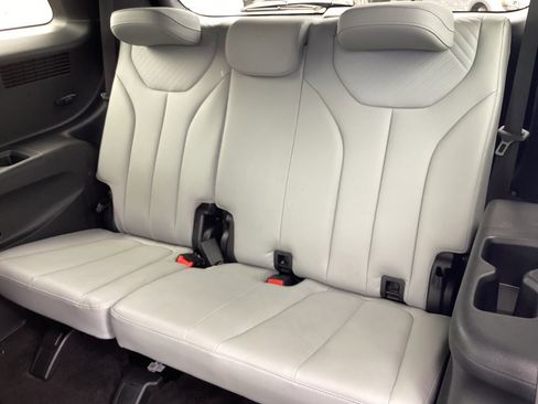 Used 2024 Hyundai Palisade SEL image 15