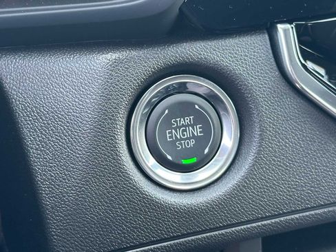 New 2025 Chevrolet Colorado W/T w/ WT Convenience Package II image 32