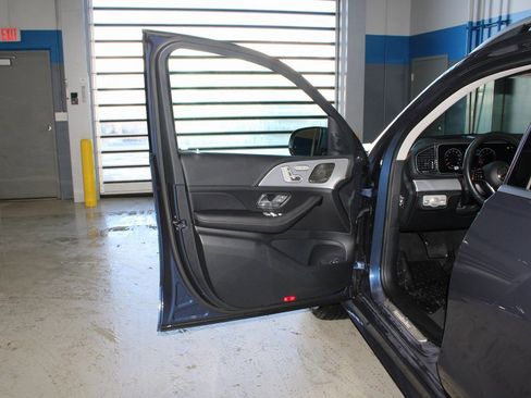 Used 2025 Mercedes-Benz GLE 450 4MATIC image 7