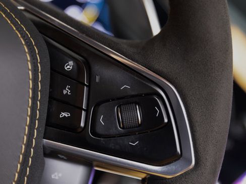 Used 2020 Chevrolet Corvette Stingray Premium Cpe w/ 3LT Preferred Equipment Group image 76