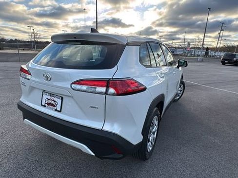 Used 2023 Toyota Corolla Cross L image 5