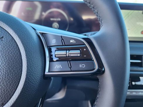 New 2026 Kia Seltos EX image 16