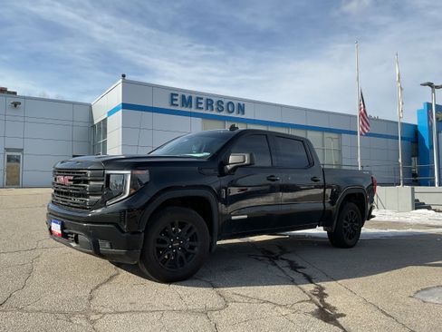 Used 2024 GMC Sierra 1500 Elevation image 2